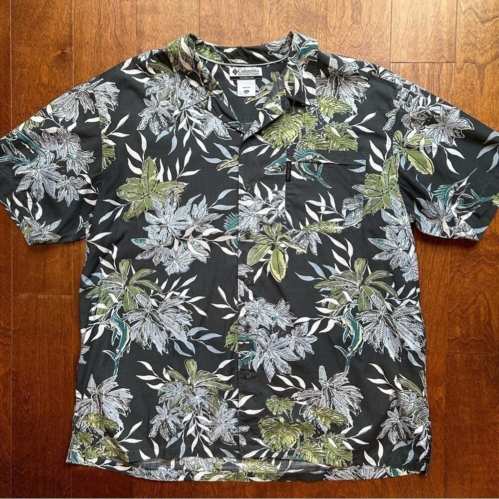 Columbia Men’s 100% Cotton Short Sleeve Shirt, Tropical Print with Fish Size XXL